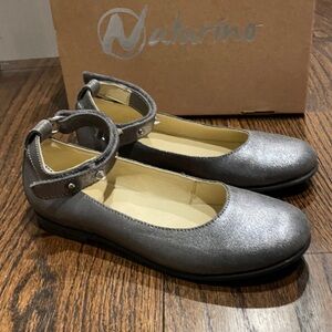Naturino Norcia girls silver ballet flat shoe 35